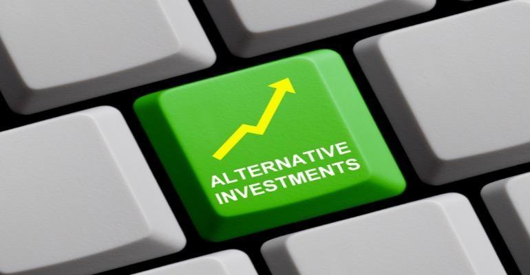 Exploring the Pros and Cons of Investing in Long-Short Alternative Investment Funds (AIFs)